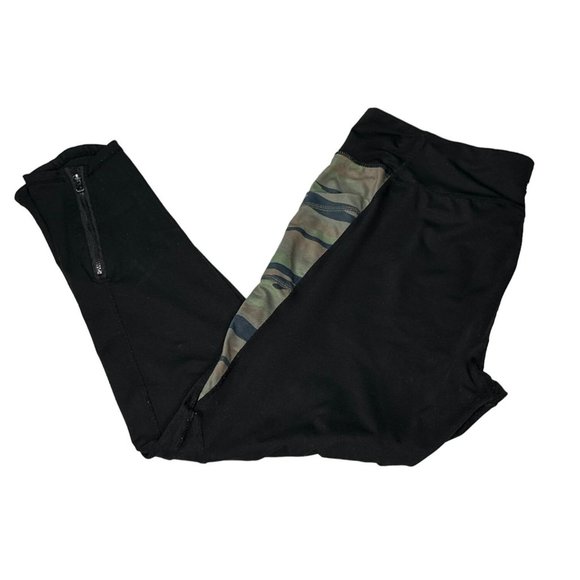 Love Charm Sport Workout Bottom Womens XL Camo Large Side Pockets Zipper Bottoms - Picture 1 of 13